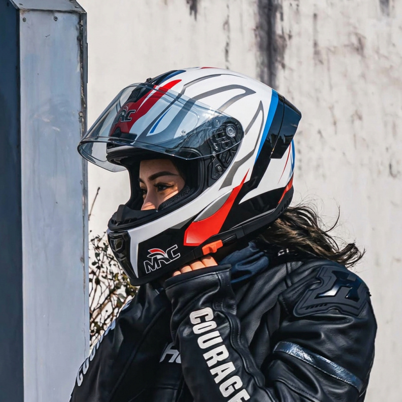 Dual Visor Motorcycle Racing Helmet - หมวกกันน็อคมอเตอร์ไซค์แบบเต็มใบ MRC ปี 2026 แบบเปิดคางได้ ได้รับมาตรฐาน